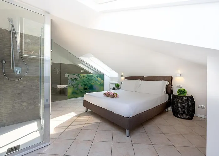 Vittoria With Private Heated Pool & Shared Sauna - Bellagio Village