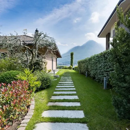 Vittoria With Private Heated Pool & Shared Sauna - Bellagio Village וילה *